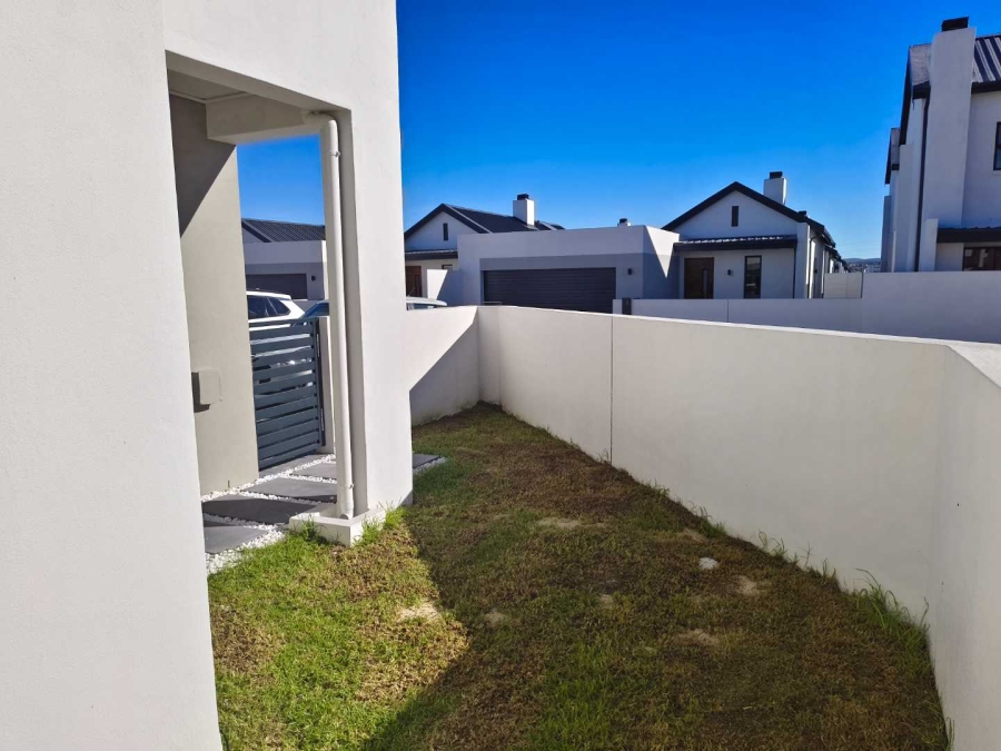 To Let 3 Bedroom Property for Rent in Kraaifontein Western Cape